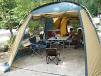コールマンのテント「ワイドスクリーン2ルームハウス」 | ファミリーキャンプの楽しみ方とキャンプ道具リスト